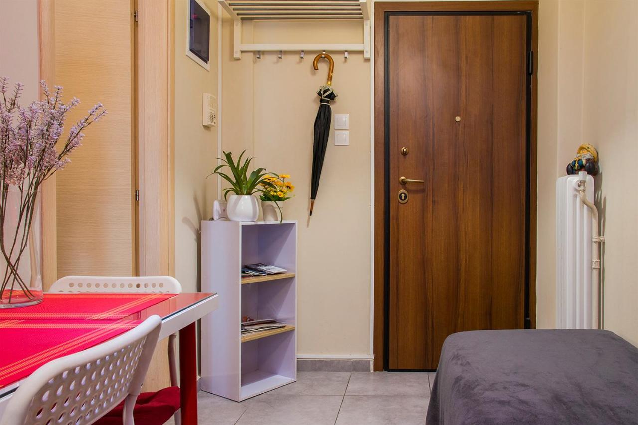 City Stay Close To The Metro A Charming Flat أثينا المظهر الخارجي الصورة