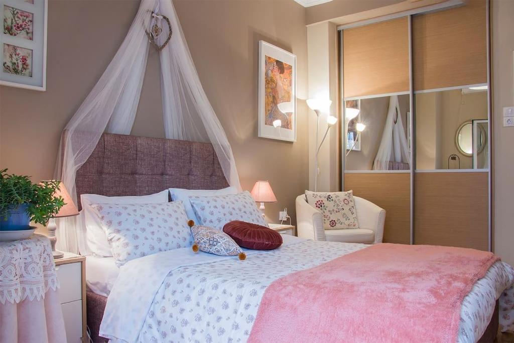 City Stay Close To The Metro A Charming Flat أثينا المظهر الخارجي الصورة